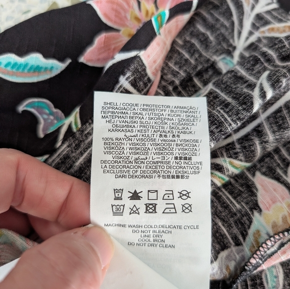 Hurley Floral Black Dress - Picture 5 of 8